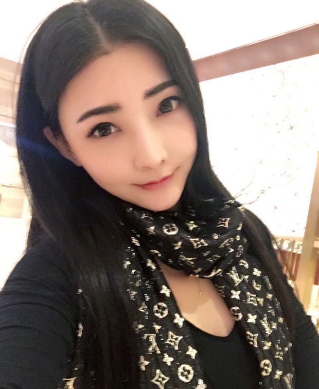 詩詩的第一张照片--扬州相亲服务中心