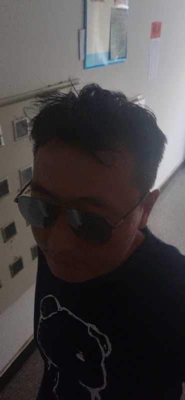 长腿欧巴的第一张照片--扬州相亲服务中心