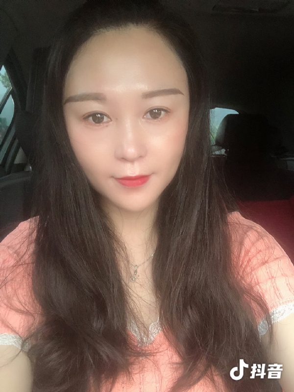 云云的第一张照片--扬州相亲服务中心