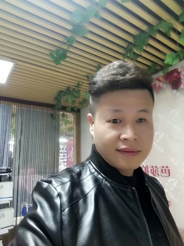 萧郎的第一张照片--扬州相亲服务中心