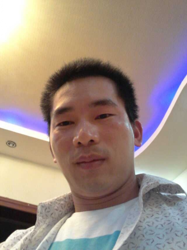 你好呀的第一张照片--扬州相亲服务中心