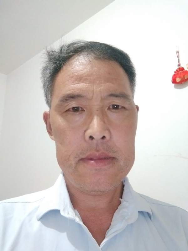 邹学辉的第二张照片--扬州相亲服务中心