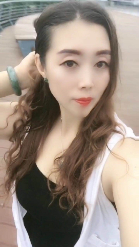 雨蝶的第三张照片--扬州相亲服务中心