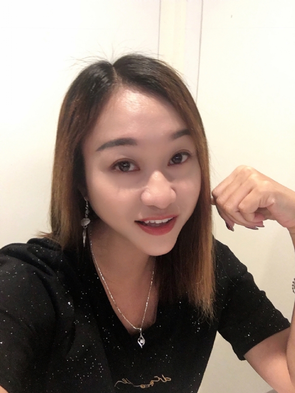 小蜜蜂??的第一张照片--扬州相亲服务中心