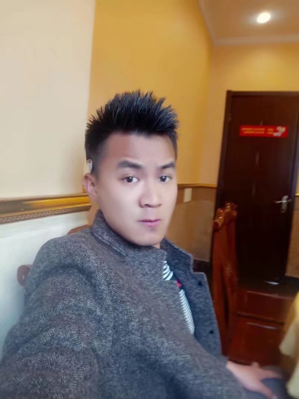 只为等你的第三张照片--扬州相亲服务中心