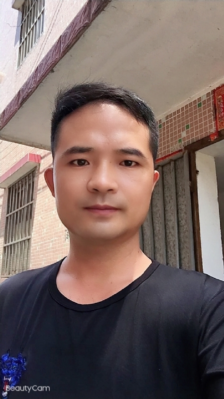 言飞的第一张照片--扬州相亲服务中心