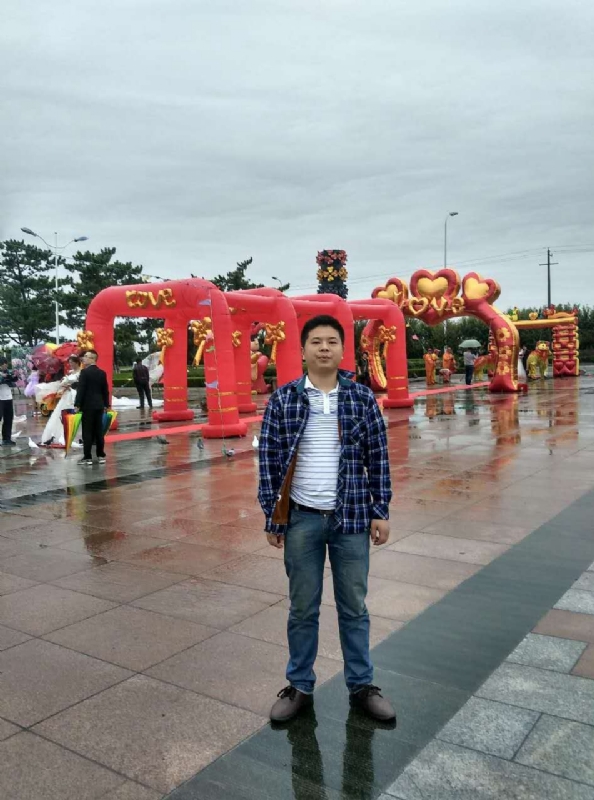 在奋斗的第三张照片--扬州相亲服务中心