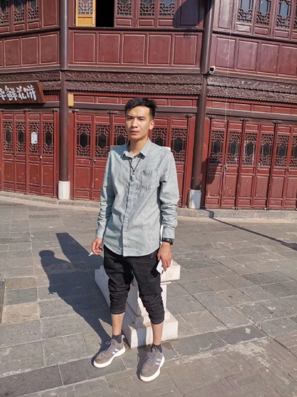 刘方的第一张照片--扬州相亲服务中心