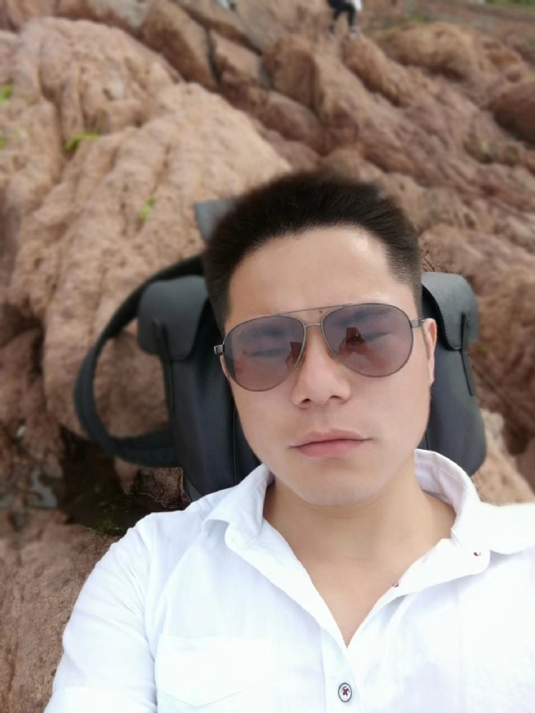 易听的第一张照片--扬州相亲服务中心