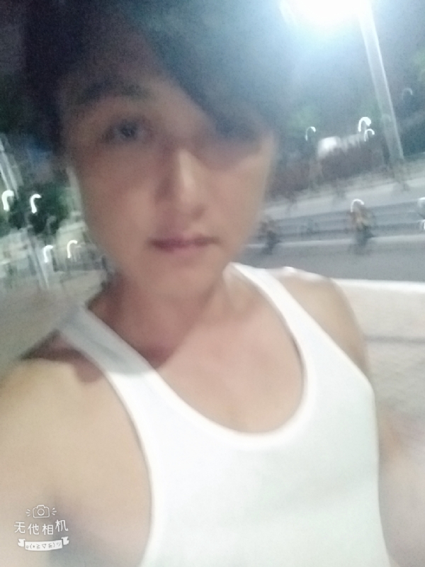 弟弟的第一张照片--扬州相亲服务中心