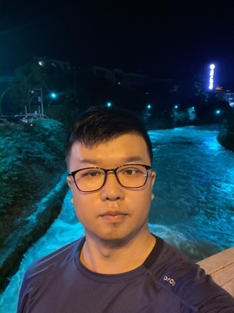 你在哪里的第一张照片--扬州相亲服务中心