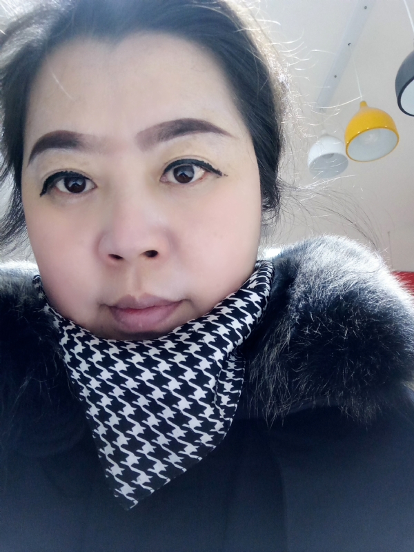 余猪猪的第一张照片--扬州相亲服务中心