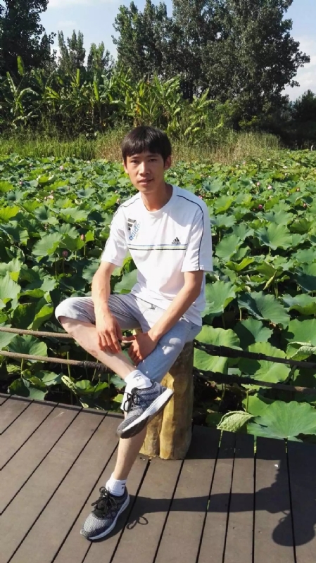 洛佐山娃的第一张照片--扬州相亲服务中心