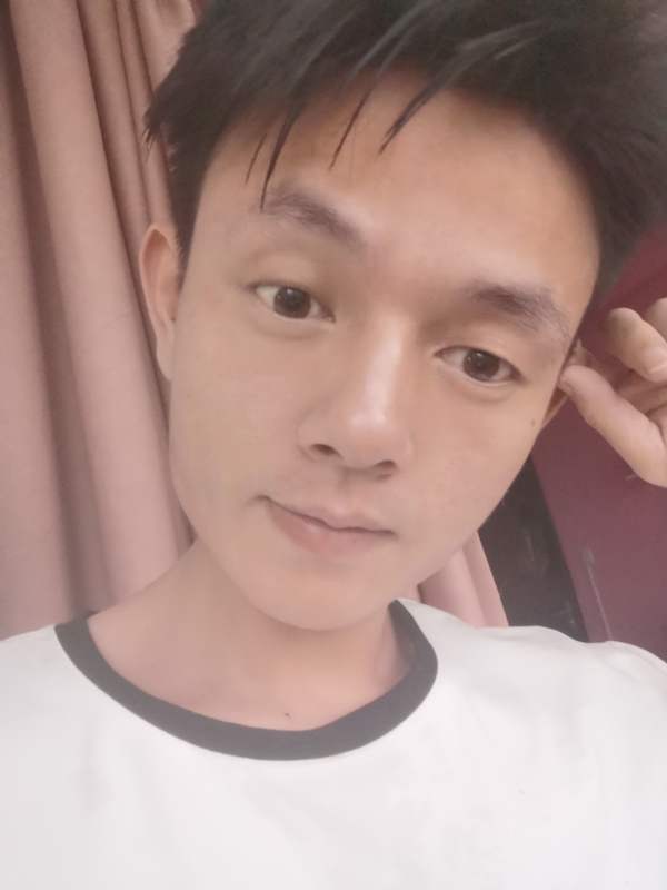 一一得一的第一张照片--扬州相亲服务中心