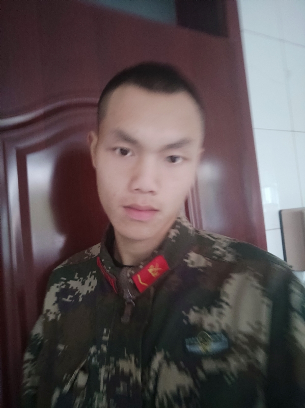 洛洛的第一张照片--扬州相亲服务中心