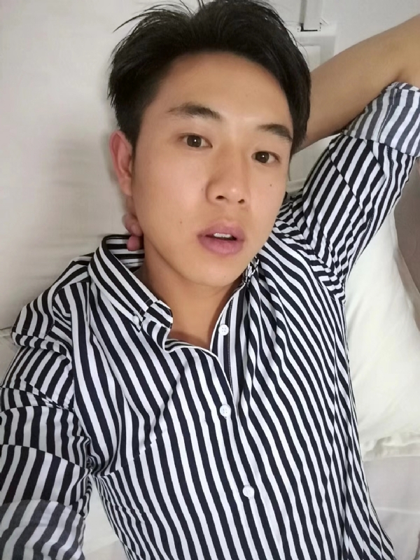 小雷的第二张照片--扬州相亲服务中心
