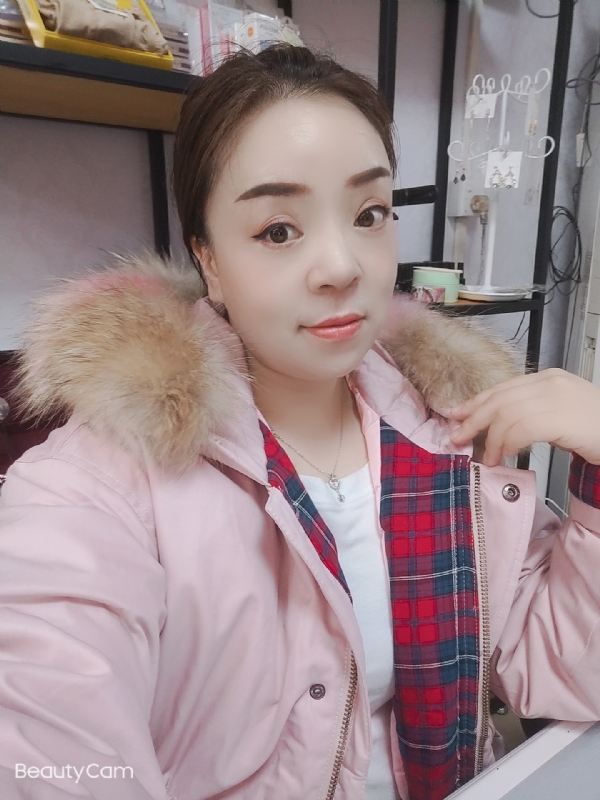 爱雨的第一张照片--扬州相亲服务中心