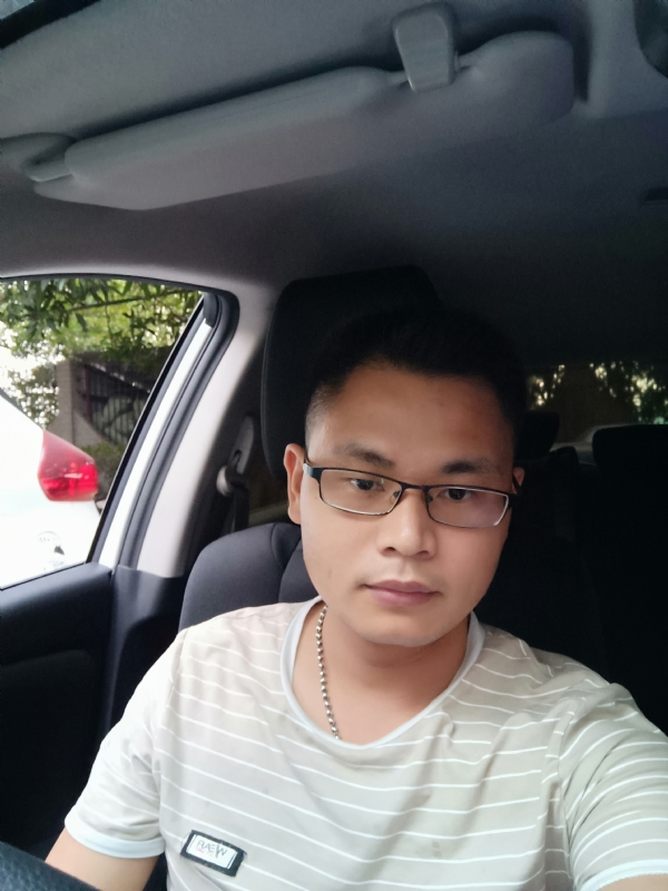 水明的第一张照片--扬州相亲服务中心