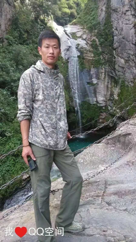 陌颜的第一张照片--扬州相亲服务中心