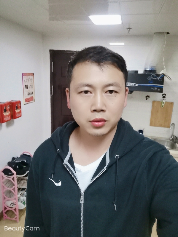 暖暖的风的第一张照片--扬州相亲服务中心