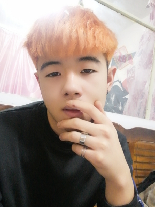 钟宇诗的第一张照片--扬州相亲服务中心
