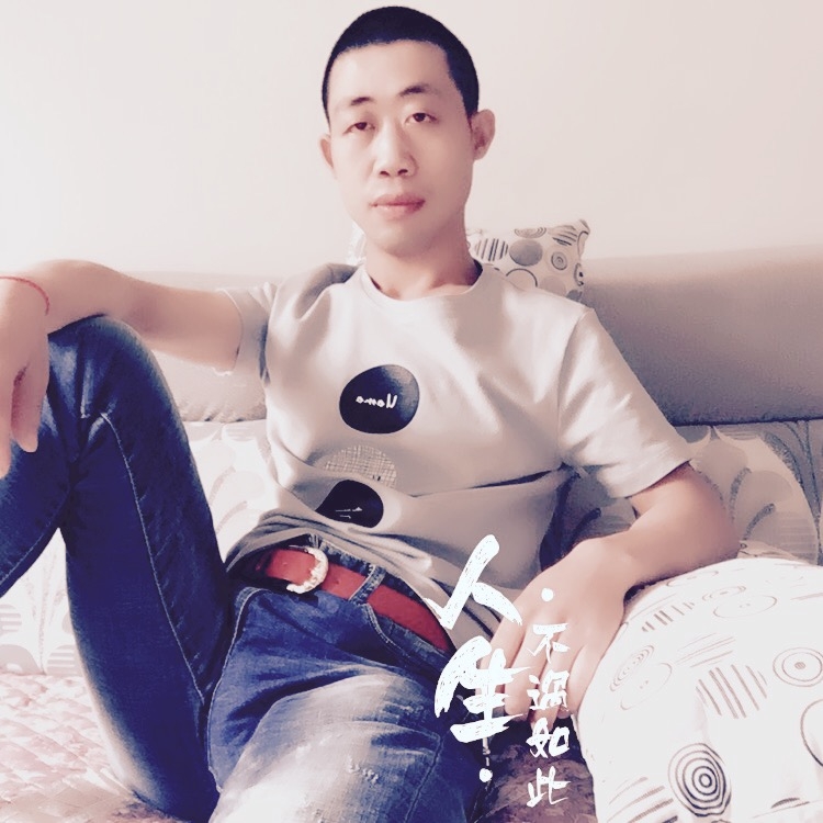 简单的爱的第一张照片--扬州相亲服务中心