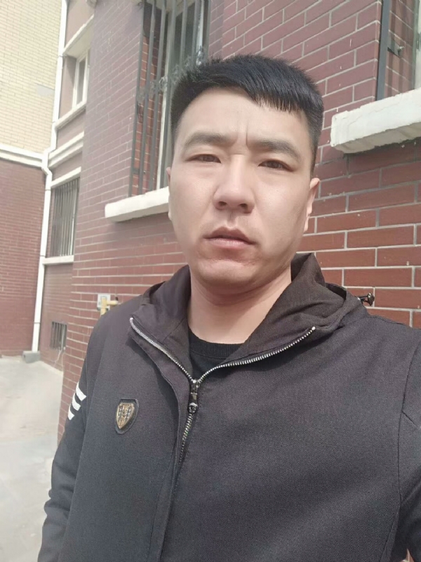 谁伴我闯荡的第一张照片--扬州相亲服务中心