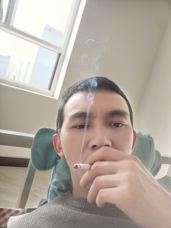 殇情的第一张照片--扬州相亲服务中心