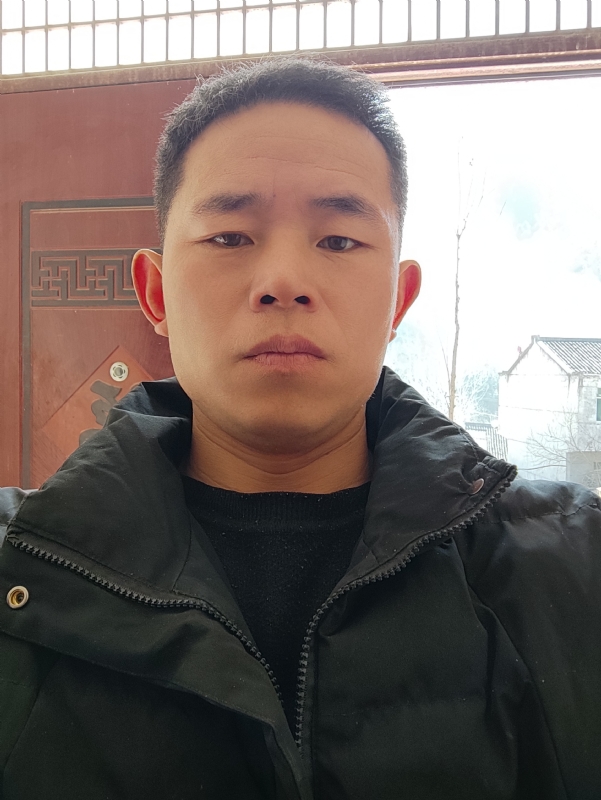 勇敢的成长的第一张照片--扬州相亲服务中心