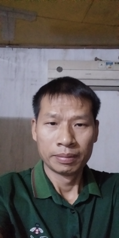执着跋涉的第二张照片--扬州相亲服务中心