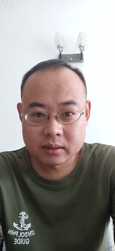 虫儿飞的第一张照片--扬州相亲服务中心