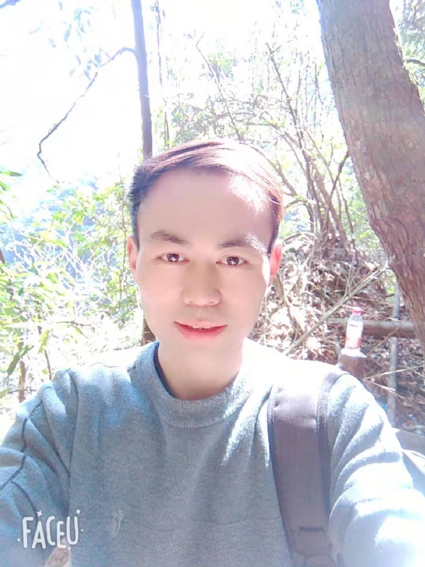 阿龙的第一张照片--扬州相亲服务中心