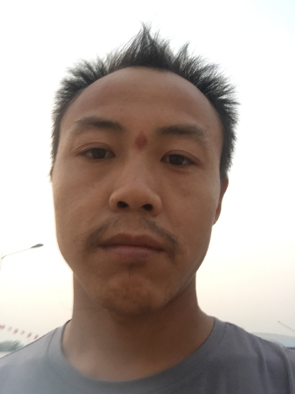 老曹的第一张照片--扬州相亲服务中心