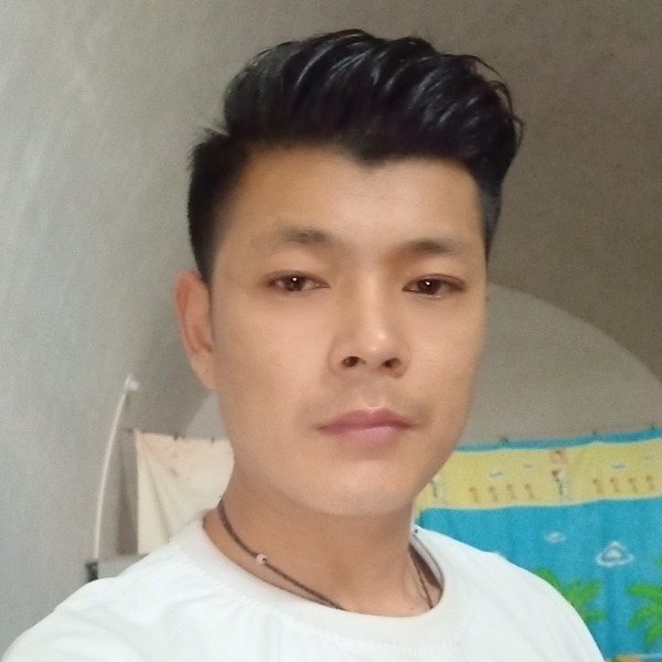 啊锋的第一张照片--扬州相亲服务中心