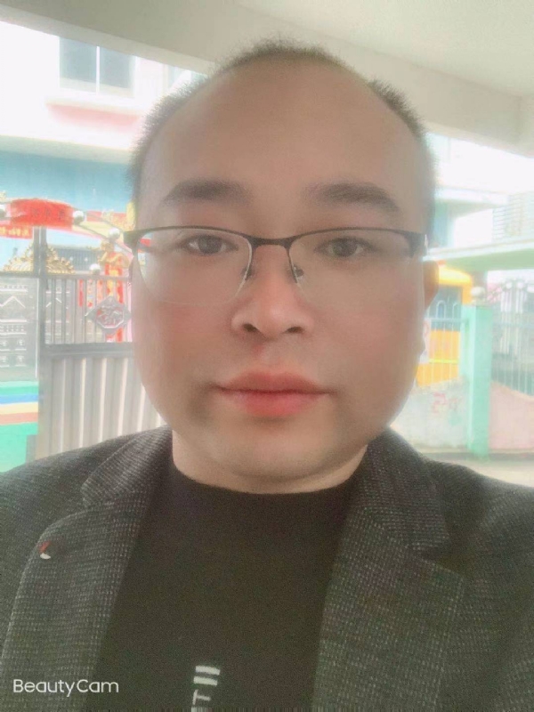 海阔凭鱼跃的第一张照片--扬州相亲服务中心