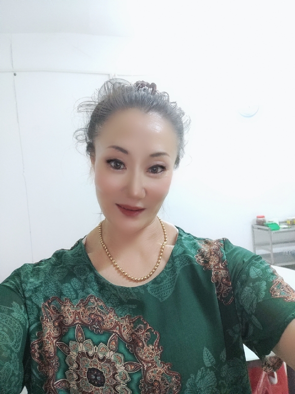 燕子的第二张照片--扬州相亲服务中心