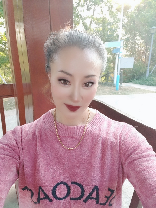 燕子的第五张照片--扬州相亲服务中心