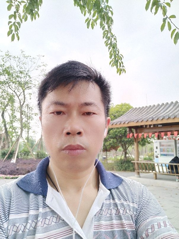 一个人的孤单的第一张照片--扬州相亲服务中心