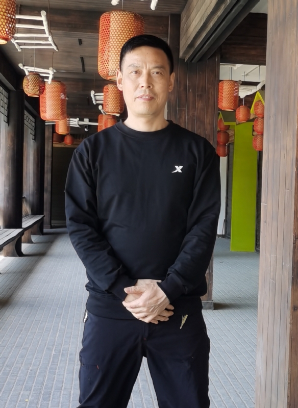 阳光总在风雨后的第一张照片--扬州相亲服务中心