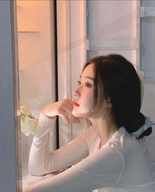 風吹過臉頰的第一张照片--扬州相亲服务中心