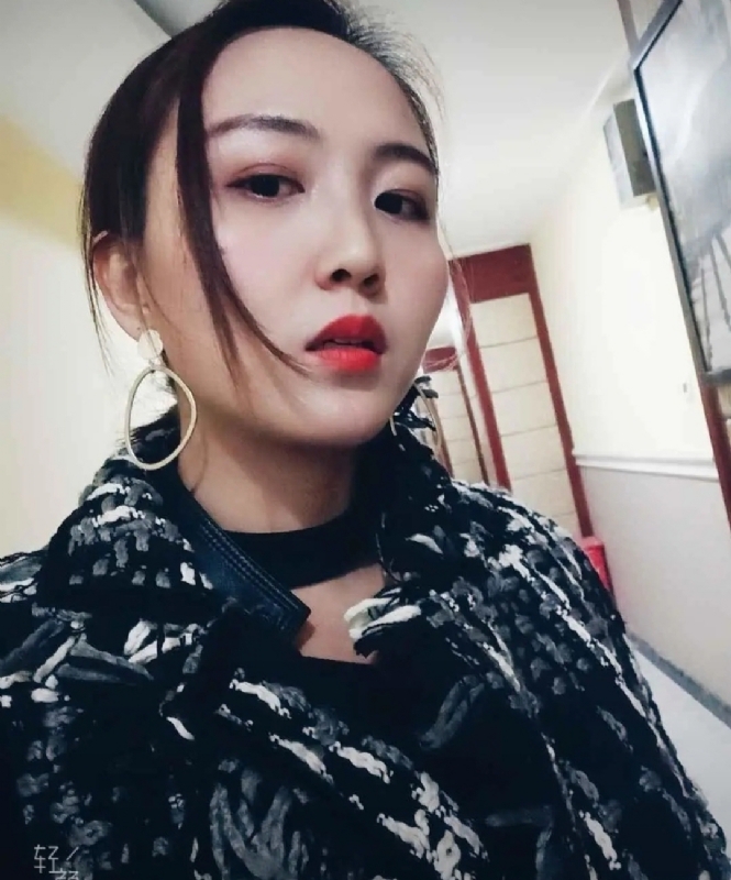 蔡包子的第二张照片--扬州相亲服务中心