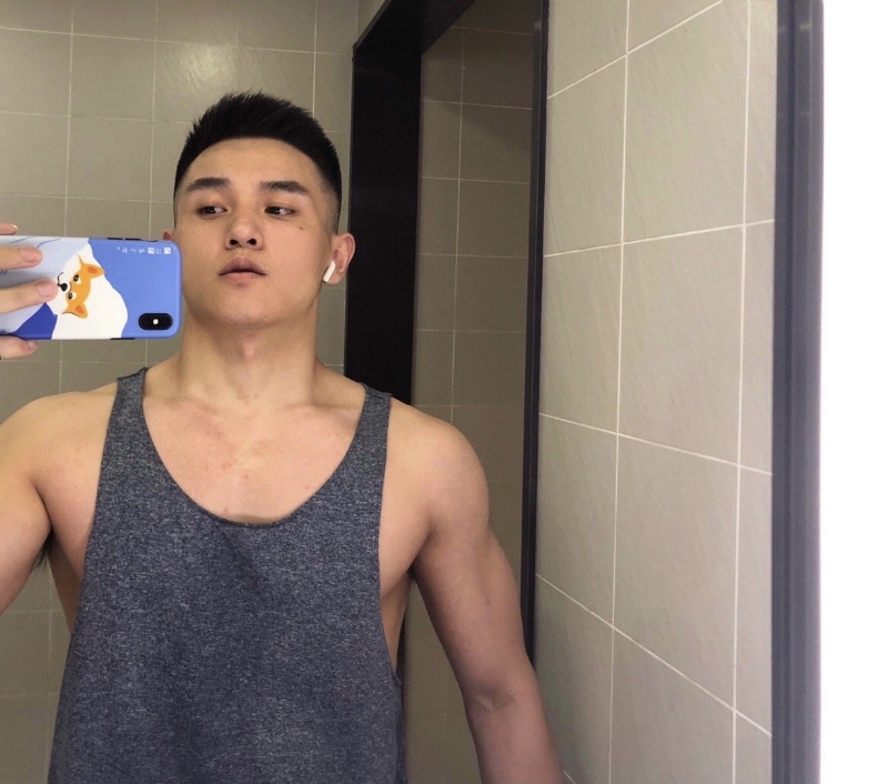 李文亮的第一张照片--扬州相亲服务中心