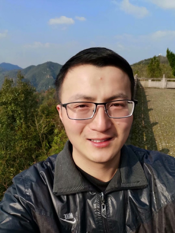 杨先生的第一张照片--扬州相亲服务中心