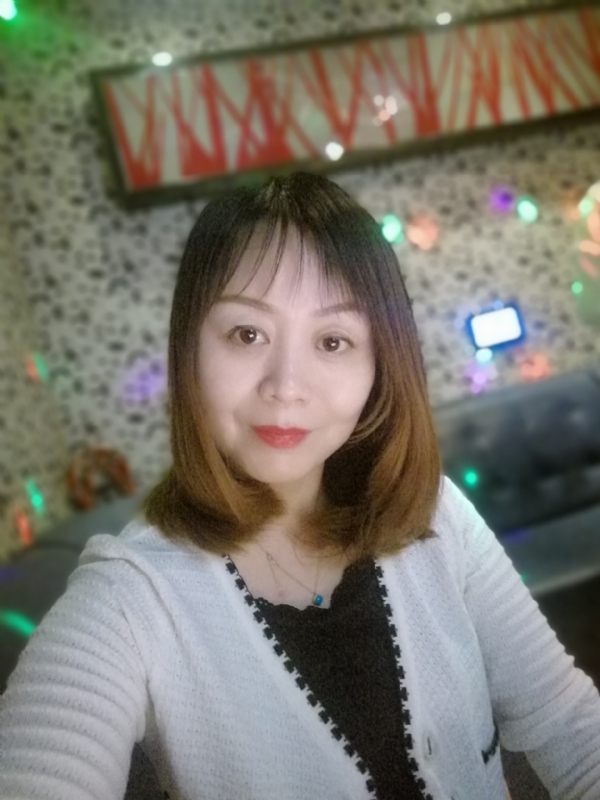 心如止水的第一张照片--扬州相亲服务中心