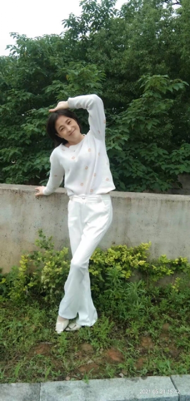 九妹的第四张照片--扬州相亲服务中心
