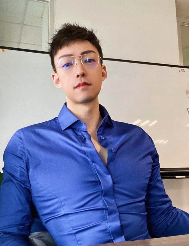 黎明的梦的第一张照片--扬州相亲服务中心