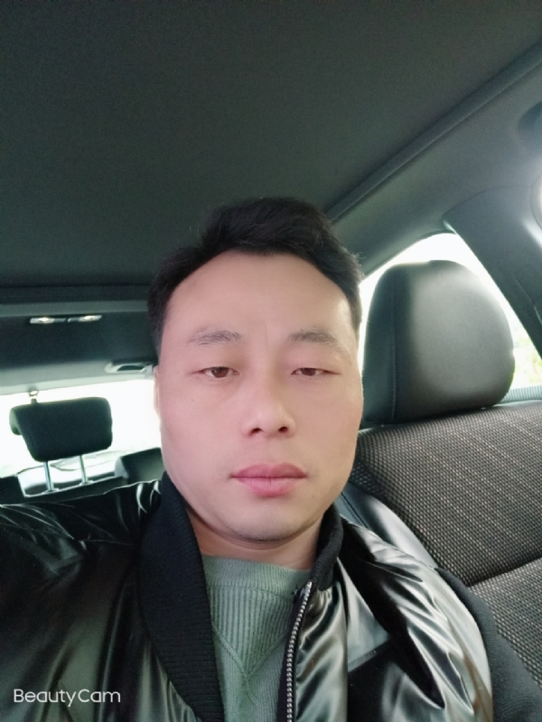 放飞的羊的第一张照片--扬州相亲服务中心
