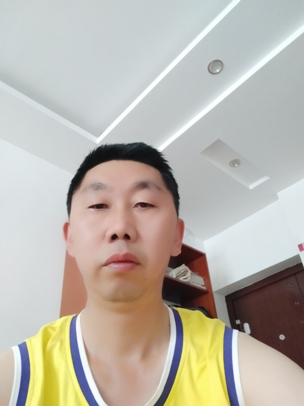 写尽半生纸上酸的第一张照片--扬州相亲服务中心