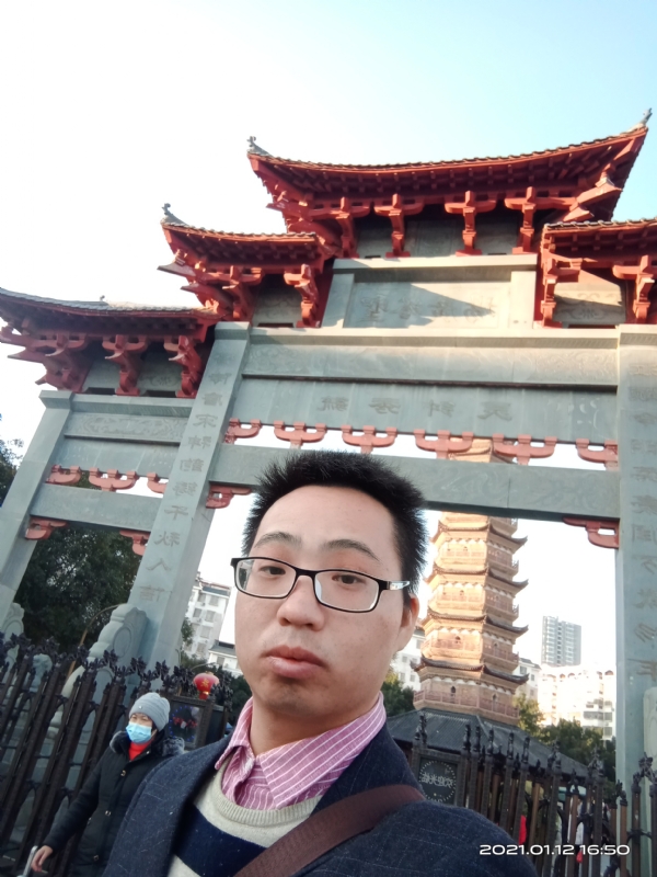 碧血丹心的第一张照片--扬州相亲服务中心