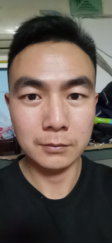 朴实无华的第一张照片--扬州相亲服务中心